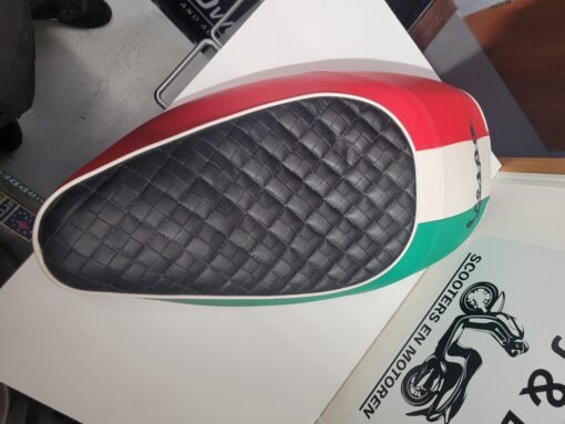 Vespa lx/s zadel